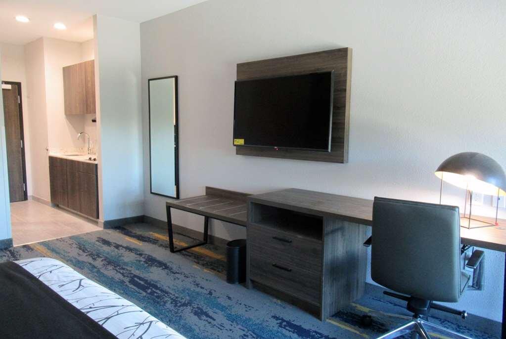 La Quinta Inn & Suites By Wyndham Dallas/Fairpark Εξωτερικό φωτογραφία