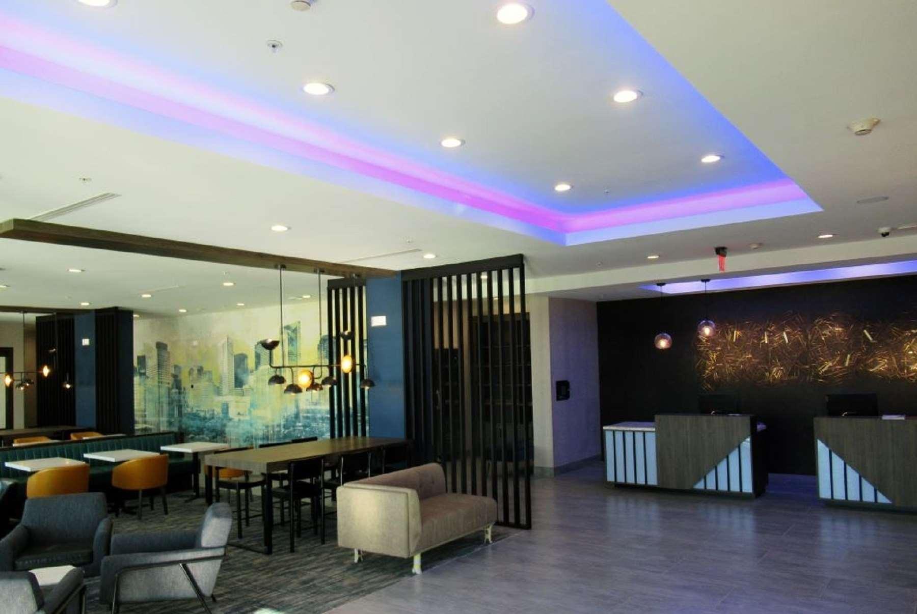 La Quinta Inn & Suites By Wyndham Dallas/Fairpark Εξωτερικό φωτογραφία