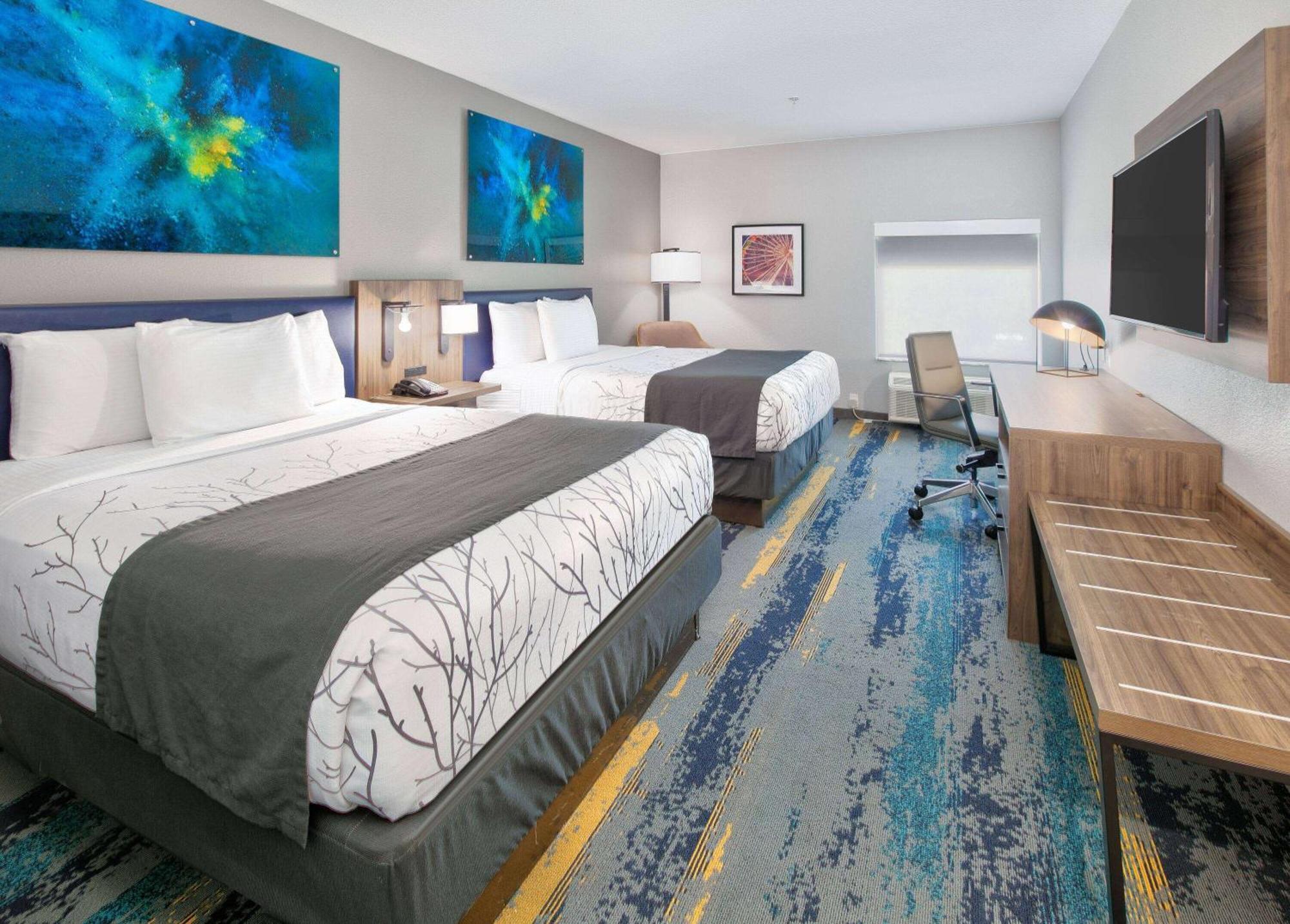 La Quinta Inn & Suites By Wyndham Dallas/Fairpark Εξωτερικό φωτογραφία